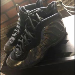 Boys Shoes Size 3.5